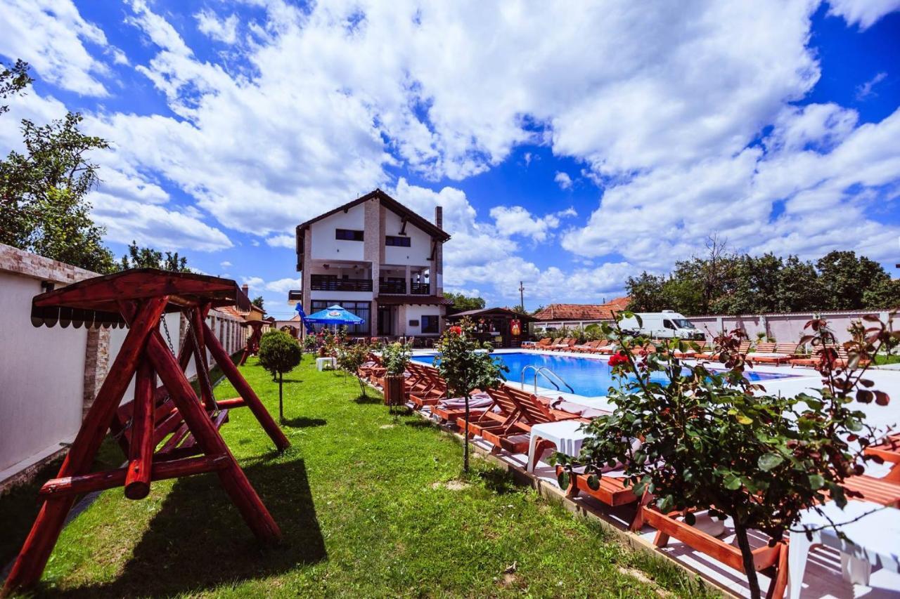Pensiunea Luminita Târgu Jiu Exteriér fotografie